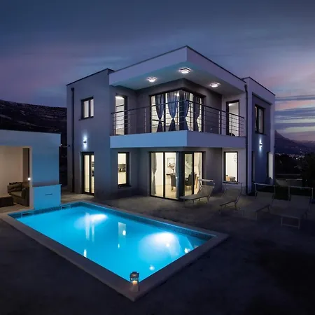 Vila Luxury Marion Kaštel Novi